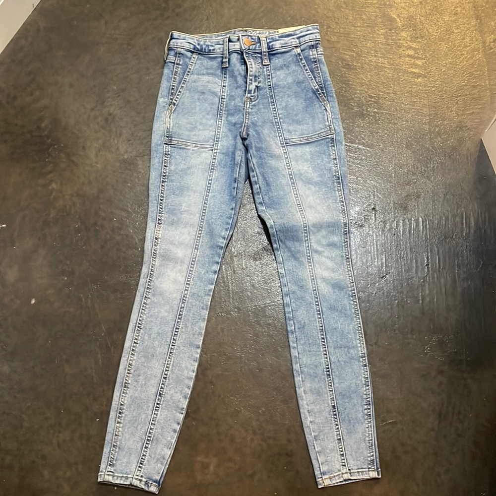 Size 0/25, never worn. Unsure where these were purchased from